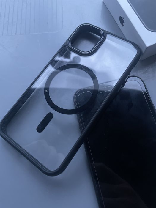 Iphone 11 64 gb biały i czarny