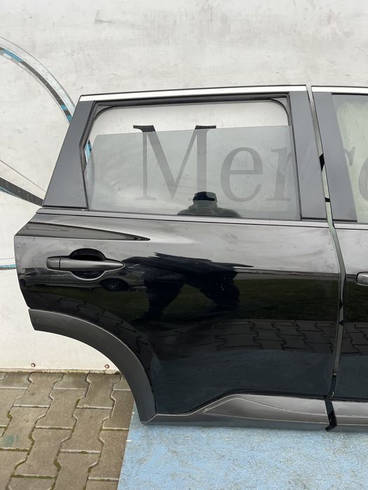 Двері дверка дверь чорні t33 rogue рог x trail 20-25р запчастини