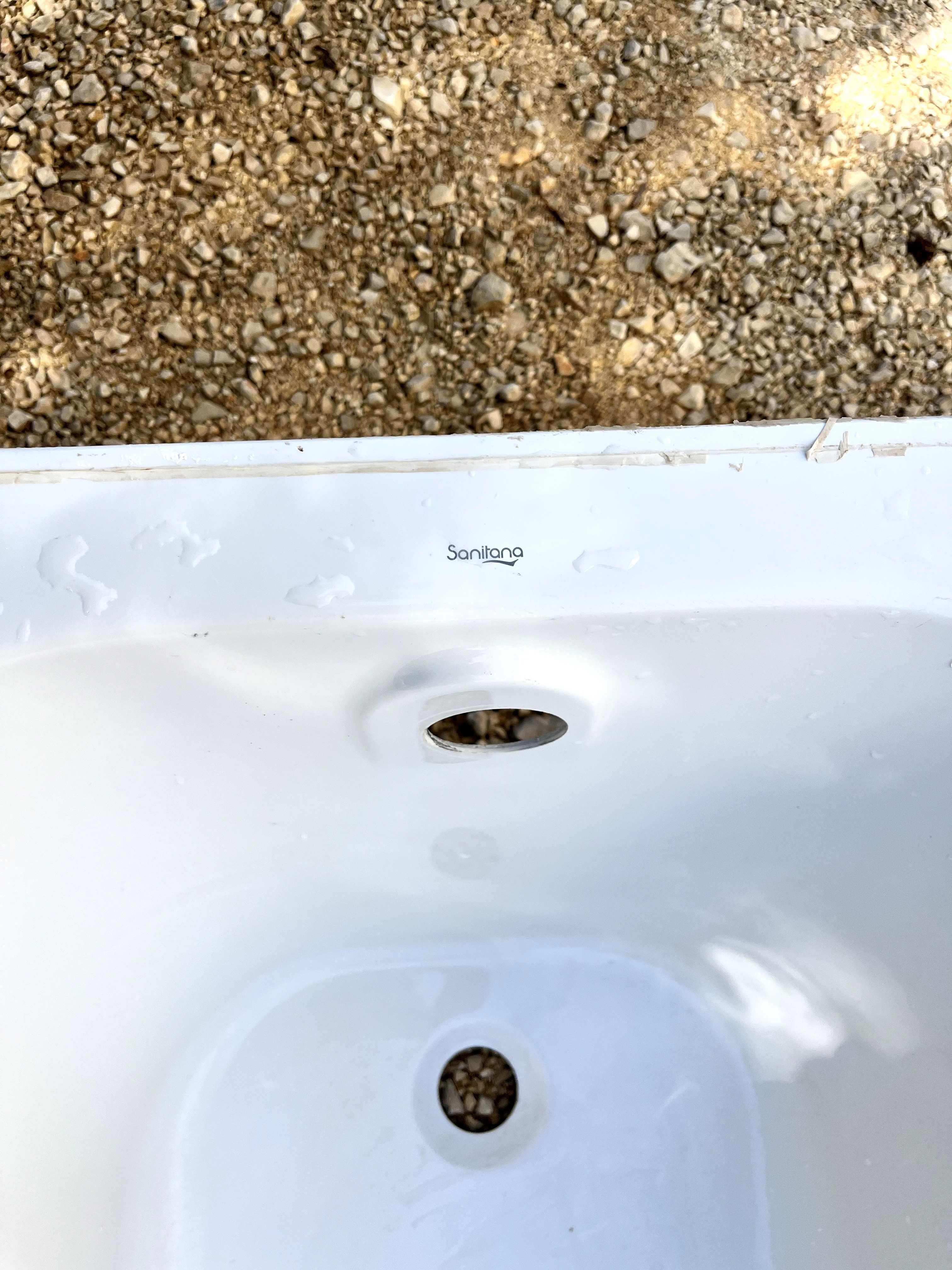 Banheira em Bom Estado – Ideal para Remodelações