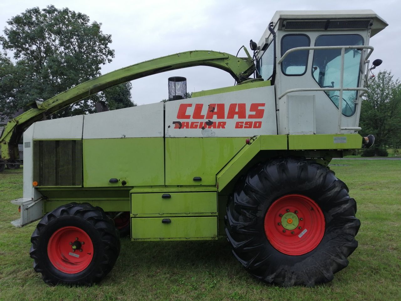 Claas Jaguar 690