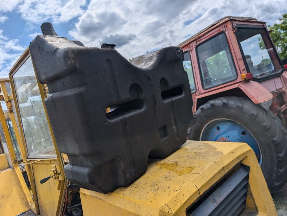 Бак МТЗ 1221 Бак МТЗ 1025 Навеска Бош Кабіна капот ШРОТ МТЗ 1221