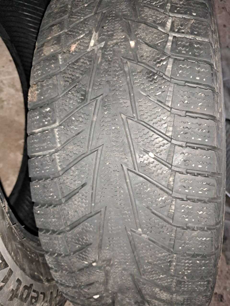 Шини зимові 255/60 R 16