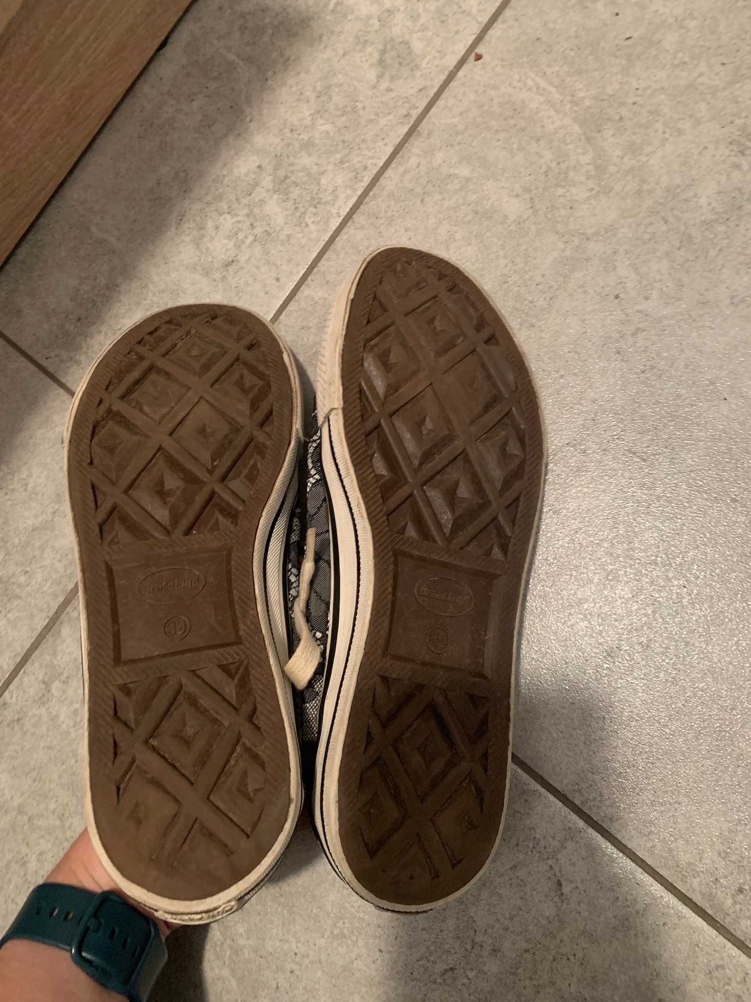 Buty tenisówki trampki deichmann mało używane r 39