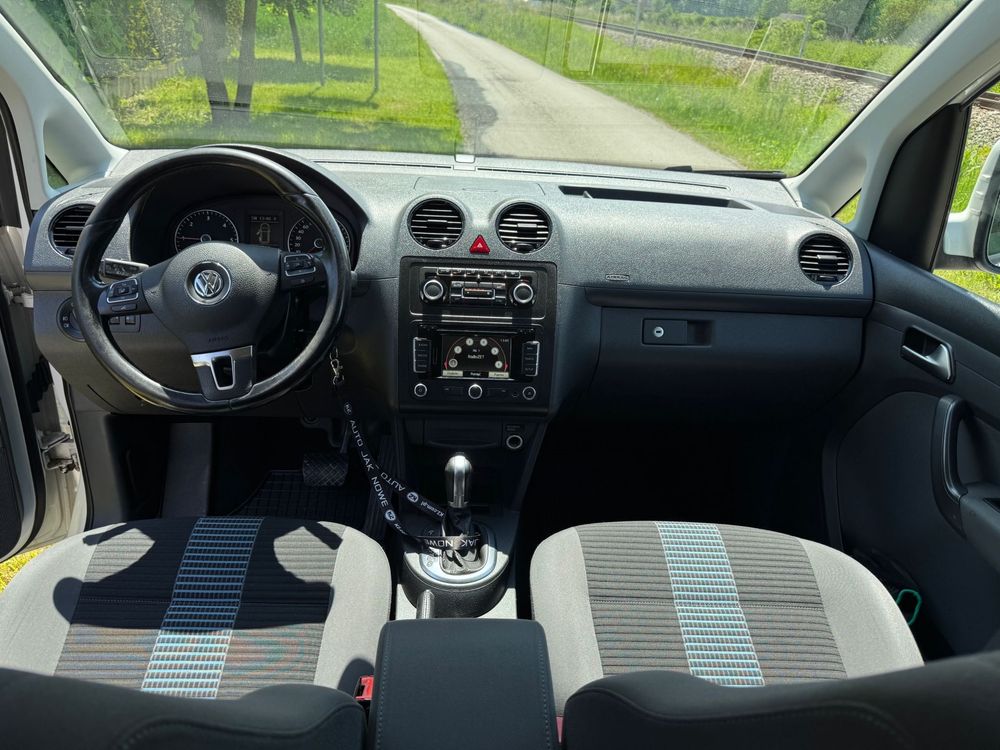VW Caddy 2.0 Tdi DSG 4x4 klima navi po remoncie