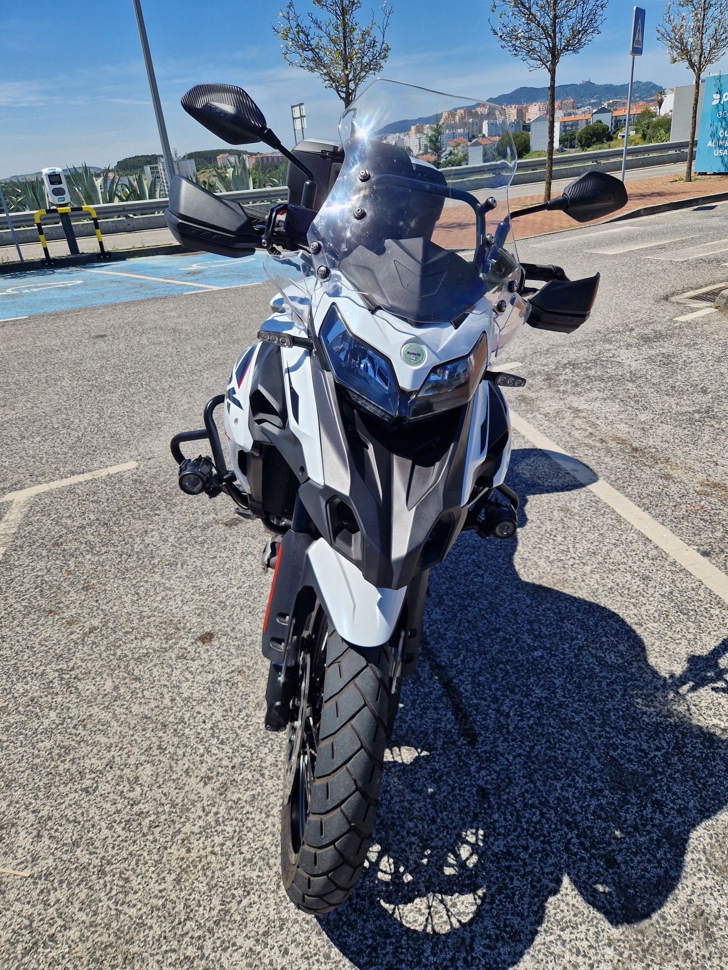 Benelli TRK 502 X