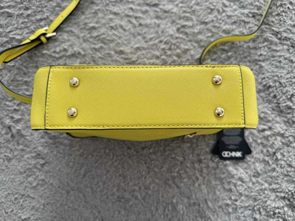 Ochnik torebka na ramię listonoszka cross body limonkowa nowa z metką