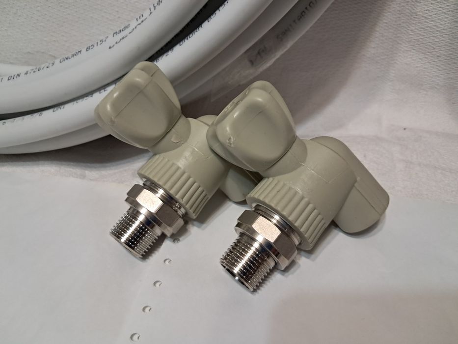 Сантехнічні вироби різні.