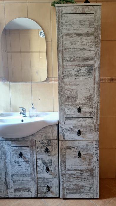 Meble łazienkowe - komplet Prowansja z umywalką