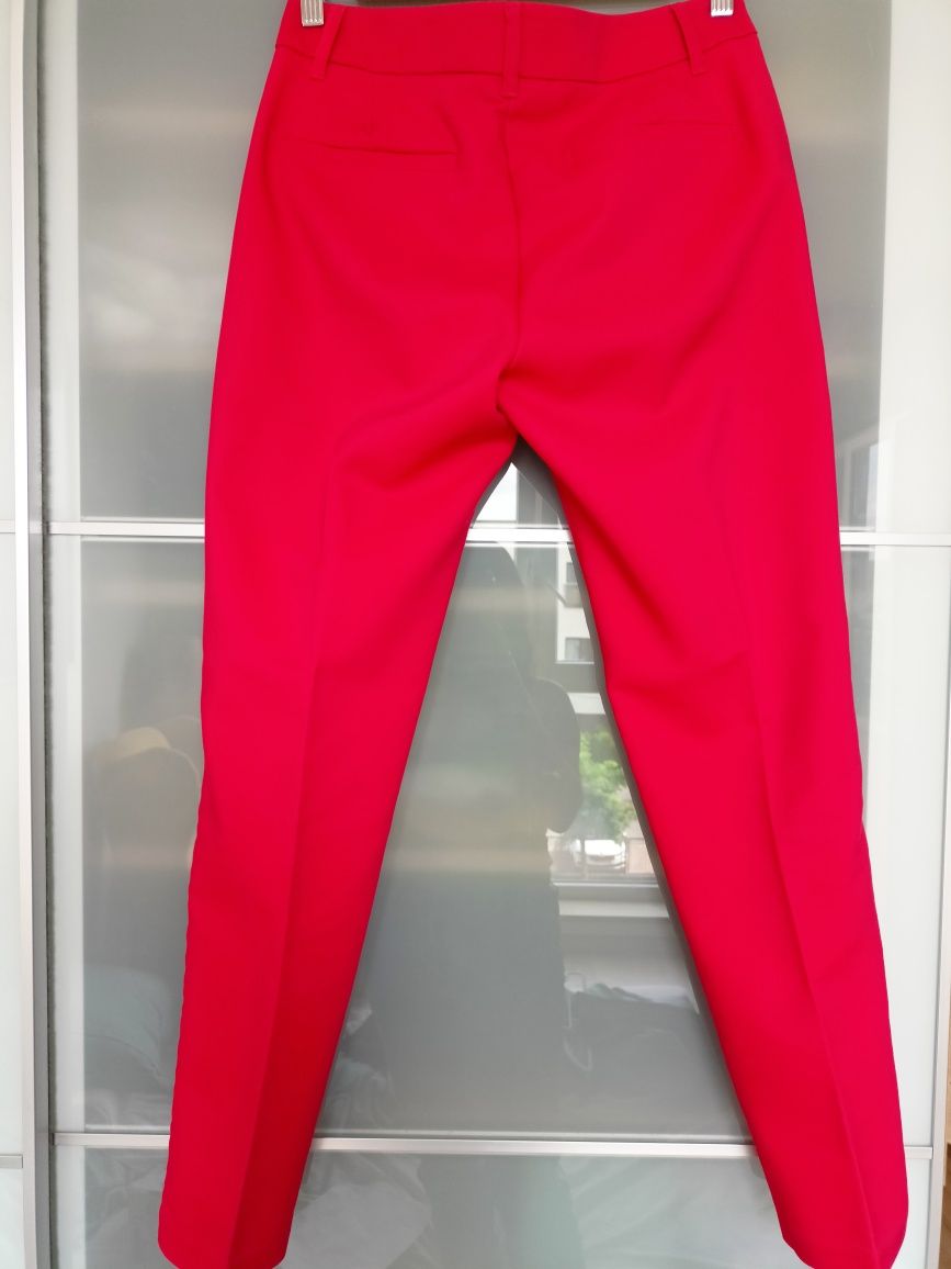 Czerwone eleganckie spodnie rozm 36