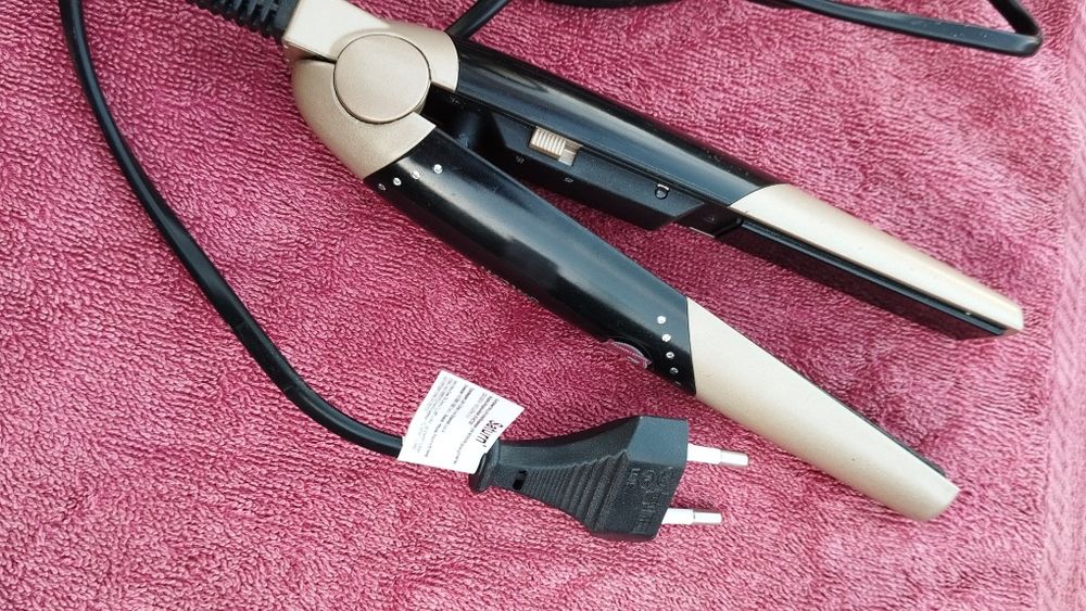 Вирівнювач для волосся дорожній