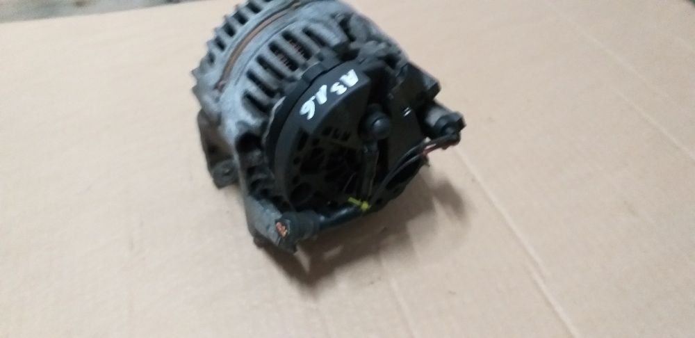 Alternator Audi A3 8L 1.6 BOSCH 90A -028D