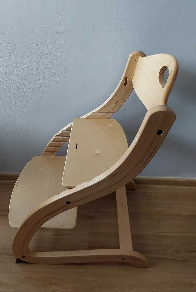 Krzesełko drewniane rosnące z dzieckiem wzorowane na Tripp Trapp