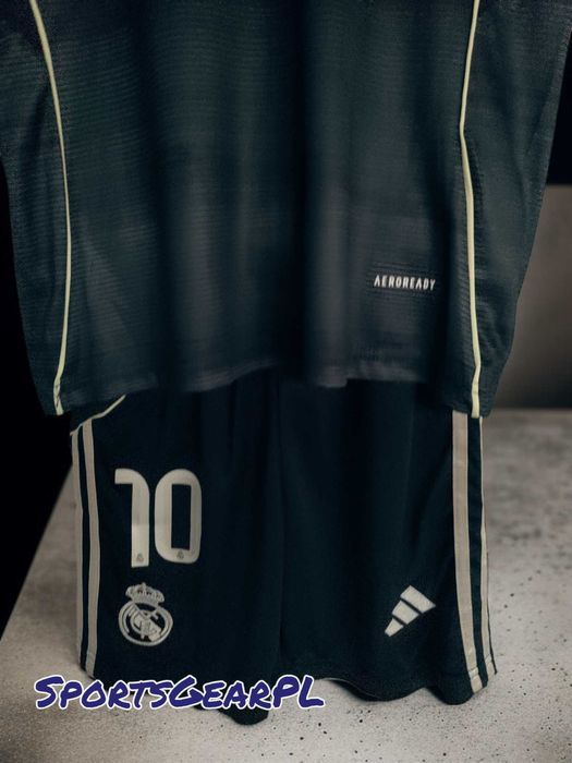 25/26 Kylian MBAPPE #10 Real Madryt CHAMPIONS LEAGUE Komplet Wyjazdowy