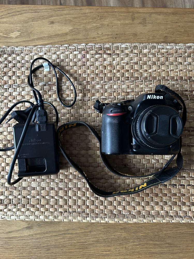 Nikon D7200 z obiektywem 50mm 1:1,8D stan bdb maly przebieg