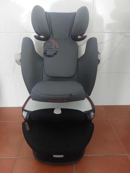 3 cadeiras auto dos 0 aos 12 anos em muito bom estado