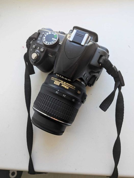 Фотоапарат Nikon D3100