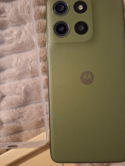 MOTOROLA Moto G15 8/128GB 6.72" Oliwkowy