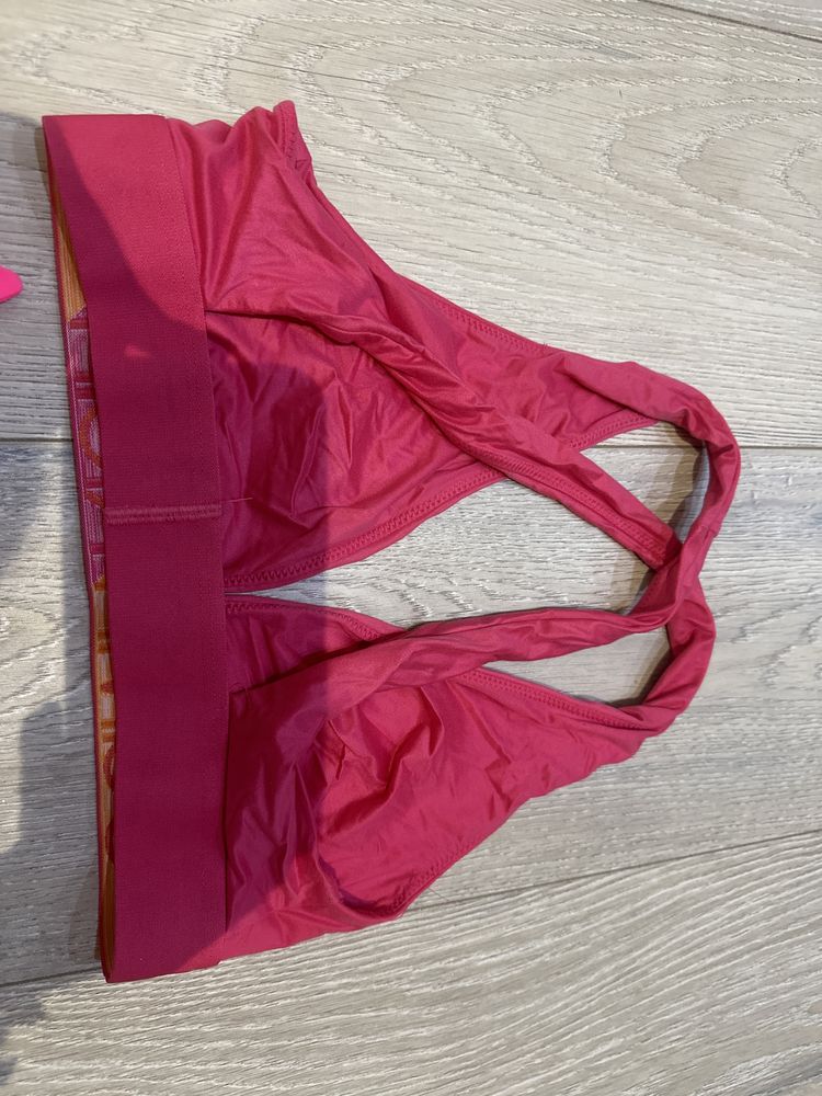Strój Calvin Klein góra rozmiar M dół rozmiar s