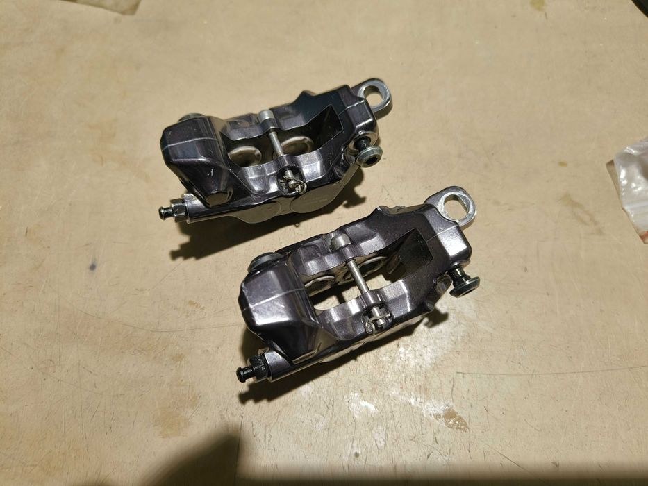 Zaciski Shimano Deore XT BR-M8120 + klocki Galfer/Jagwire