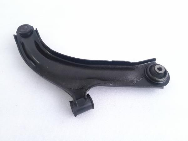 Braço de suspensão frente esquerdo RENAULT Modus/Grand Modus (F/JP0_)
