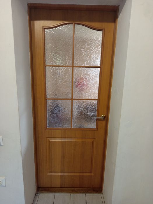 Продам міжкімнатні двері