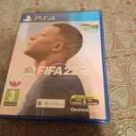 FIFA 22 PS4 konsola
