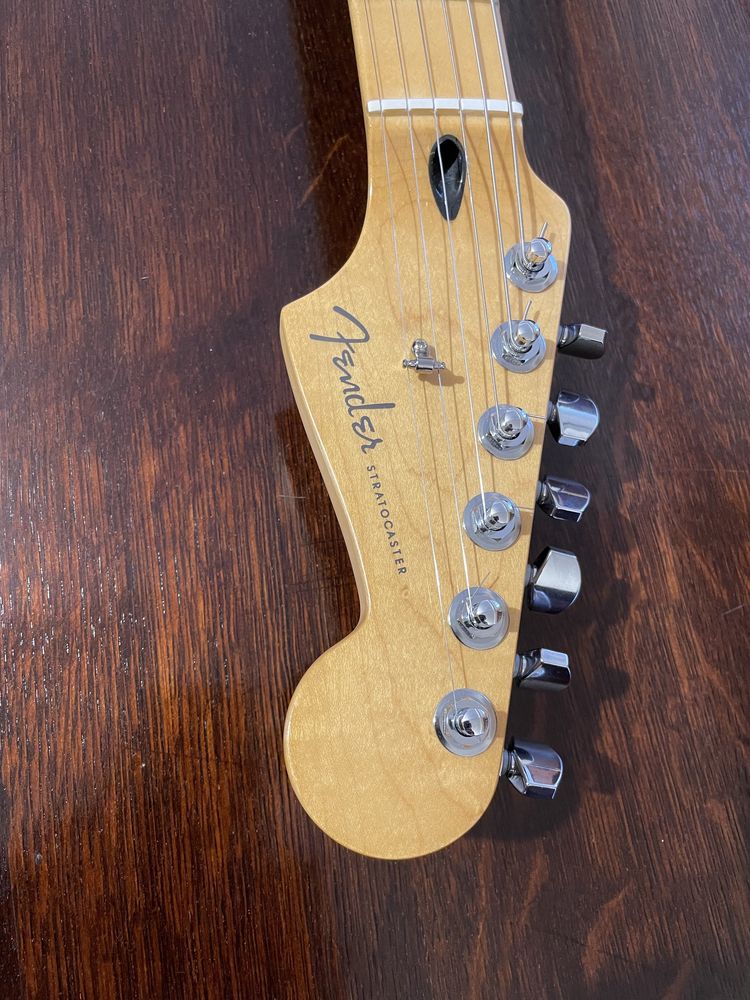 Fender Stratocaster player plus.