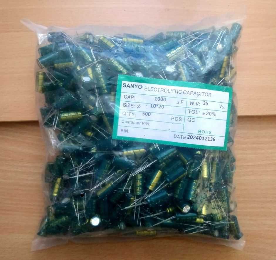 Конденсатор Panasonic 1000mF 35V Sanyo Nichicon