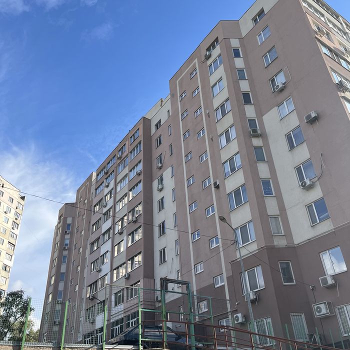 Продам 1-комн. квартиру по ул. Василя Стуса в ЖК Спутник на Салтовке
