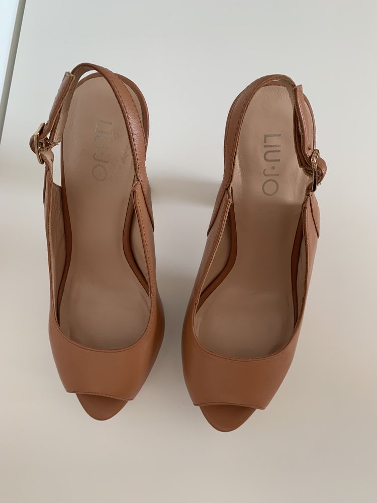Sapatos de salto alto Liu Jo