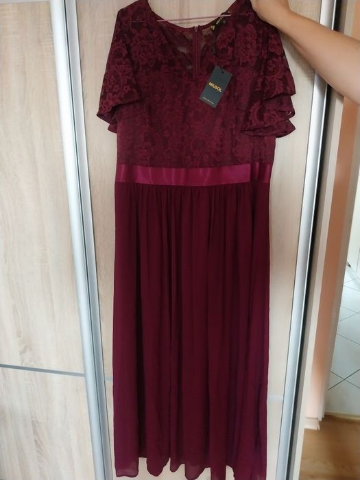 Nowa sukienka wieczorowa na wesele