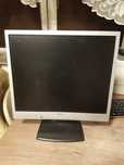 Monitor 19"  kolor