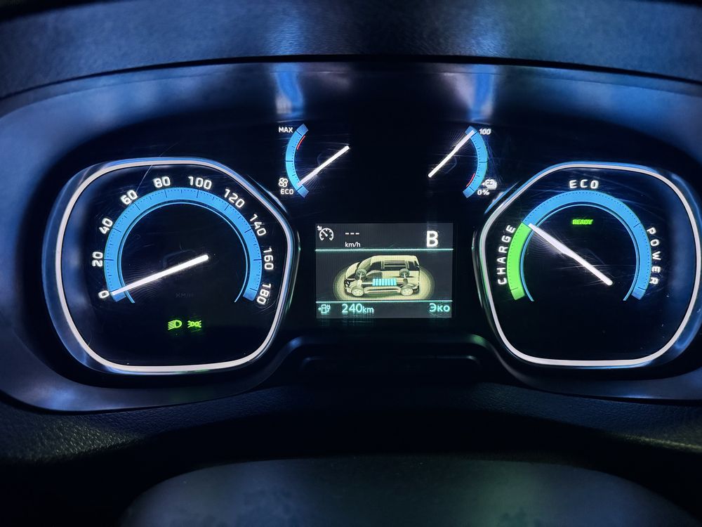 Автомобіль Peugeot e-Expert EV L2 100kW 50kWh