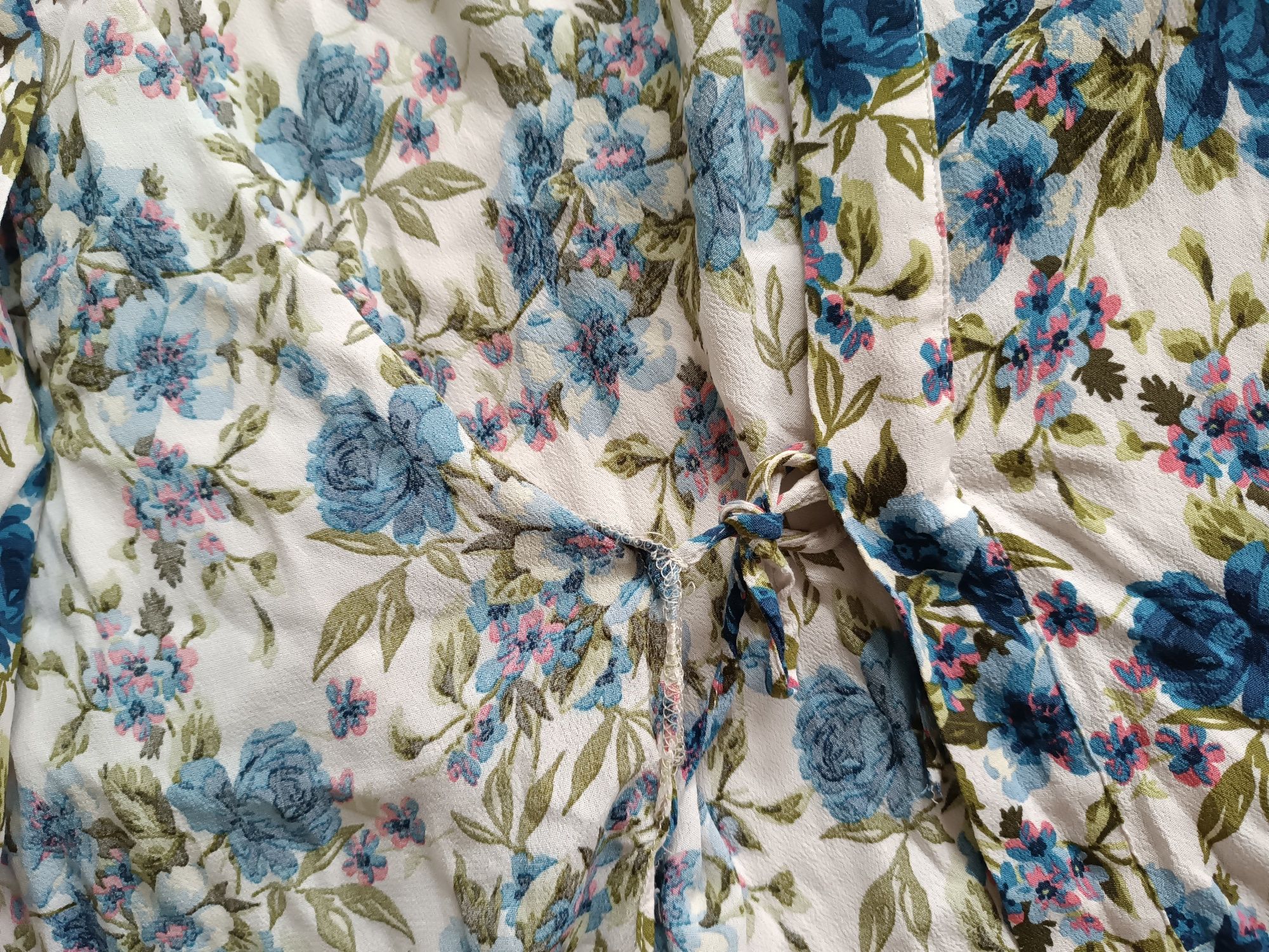 Piękna koszula kopertowa Zara rozmiar s niebieska w kwiaty