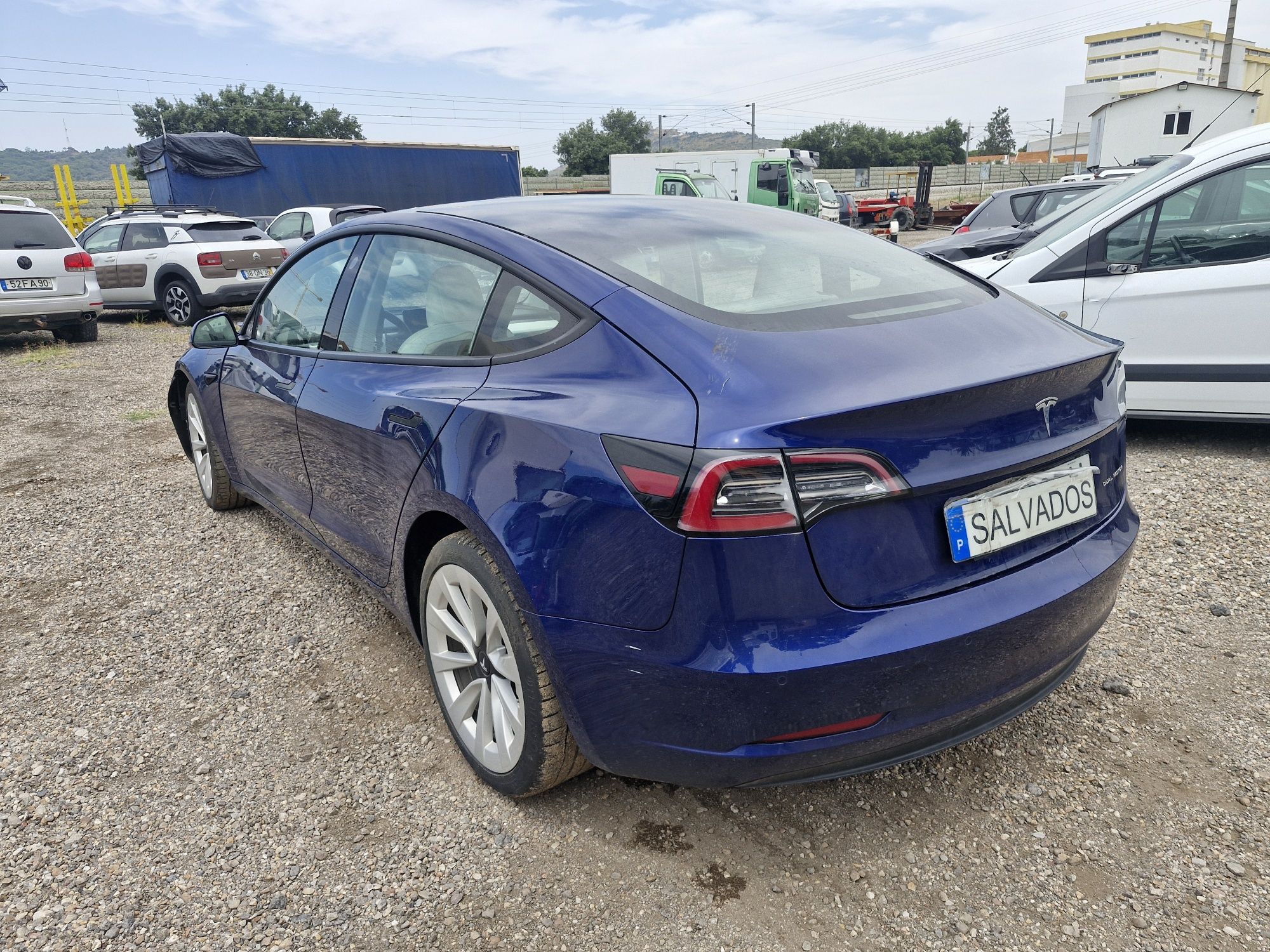 Tesla model 3 long range