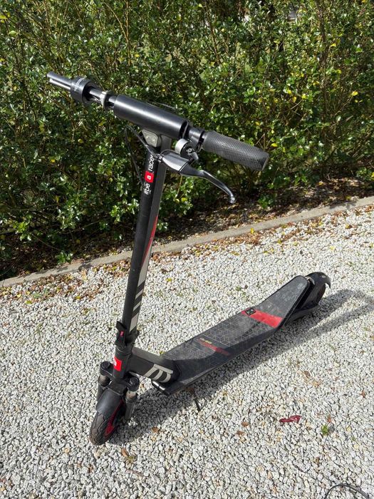 Hulajnoga elektryczna Aprilia