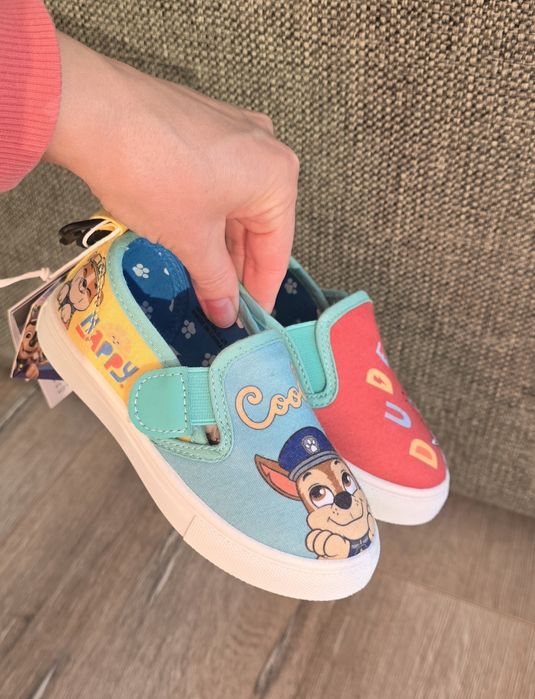 Kapcie trampki chłopięce 25