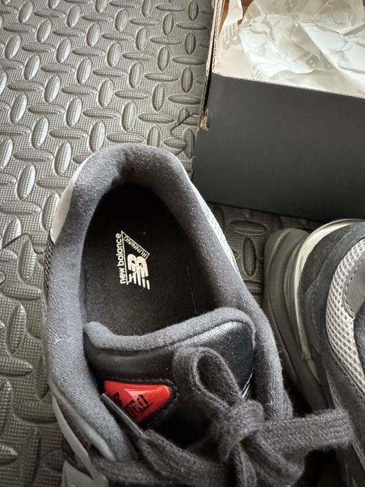 Кроссовки унисекс New Balance 9060 Grey U9060Blk