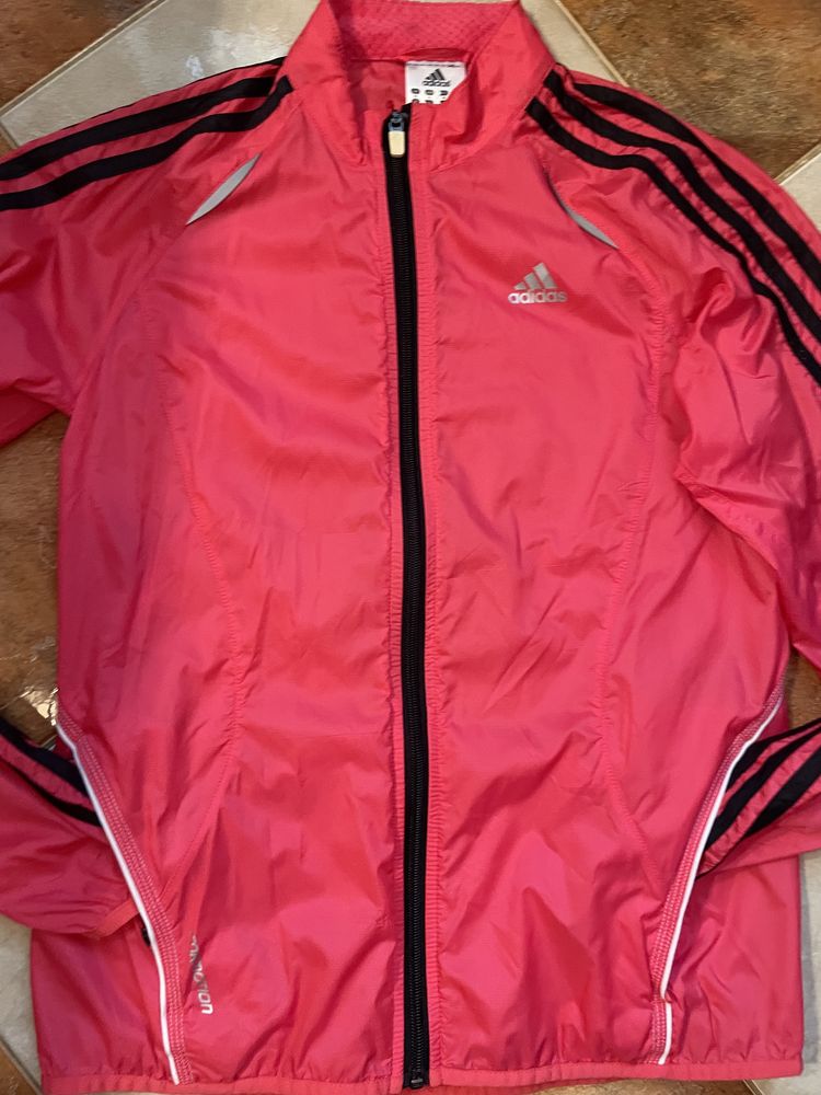 Вітровка adidas жіноча
