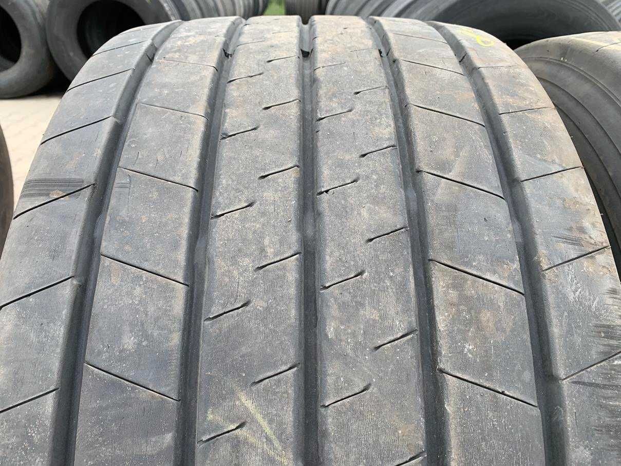 Opony używane ciężarowe 435/50R19.5 GOODYEAR KMAX T GEN-2 / 8-10mm