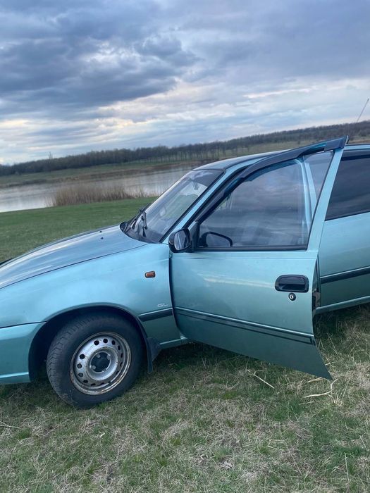 Авто Daewoo Nexia