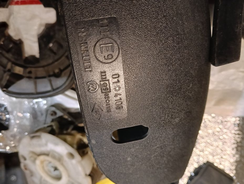 Renault Scenic I RX4 Сценик 1 Сценік 4х4 дзеркало