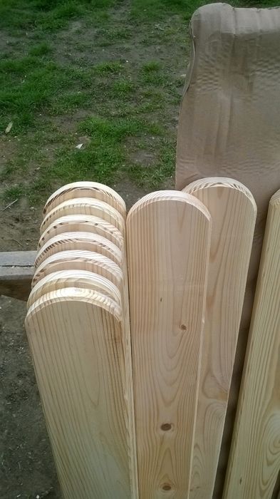 Sztachety drewniane na płot