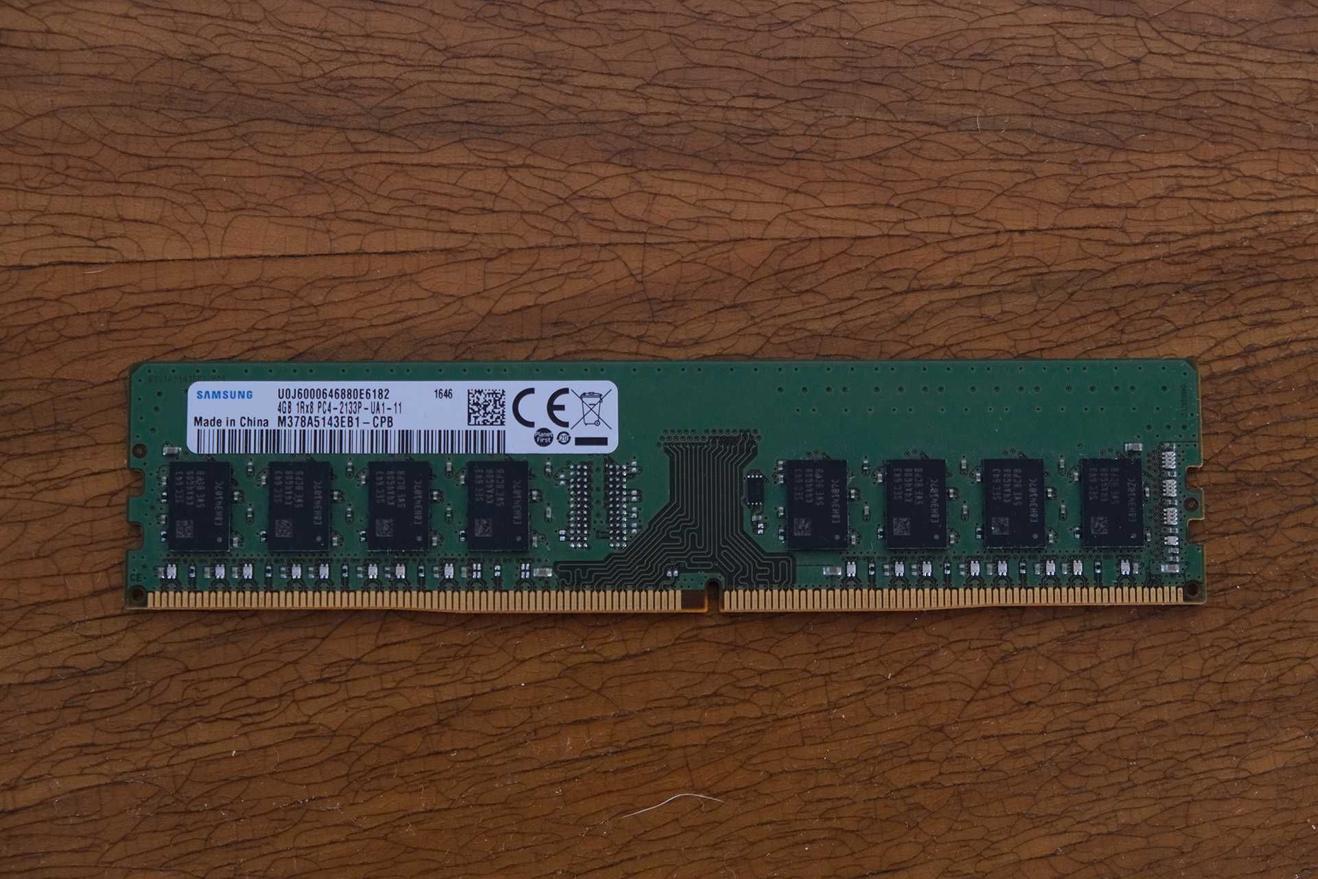 Kości RAM Samsung 16GB - 4 x 4GB DDR4 2133 Mhz