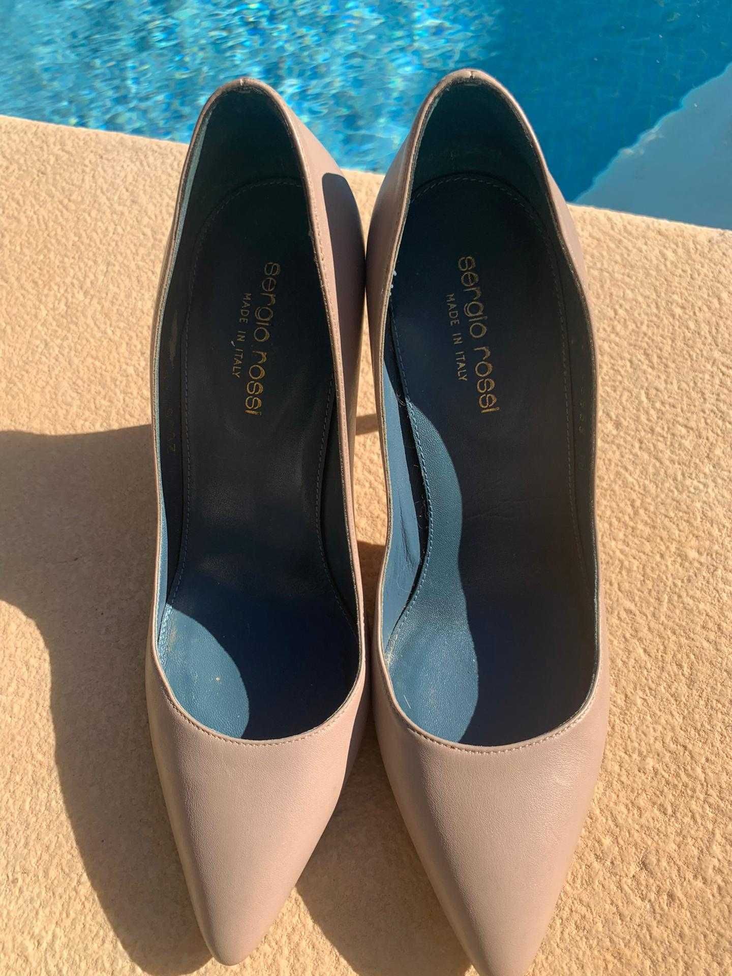 Sapatos impecáveis