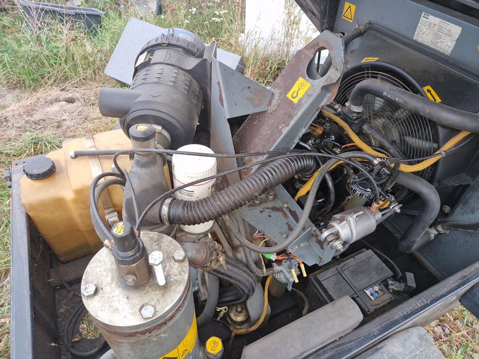 Sprzedam kompresor srubowy