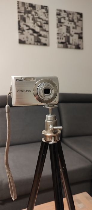 Nikon Coolpix+statyw Bilora