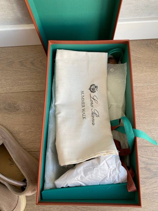 Loro Piana мужские лоферы бежевого цвета