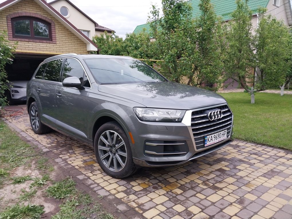 Продам в отличном состоянииAudi q7