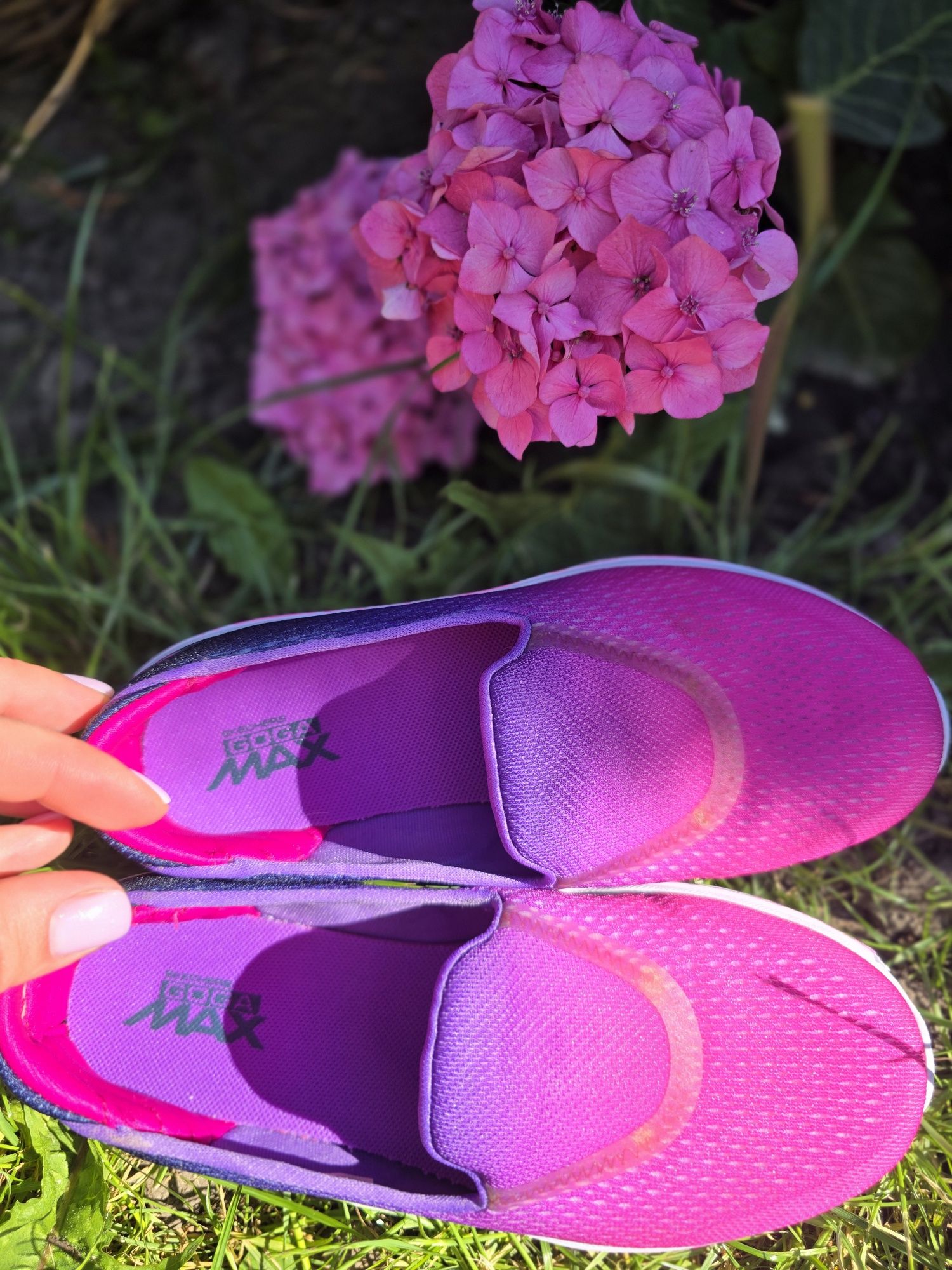 Сліпони Skechers кросівки на дівчинку
